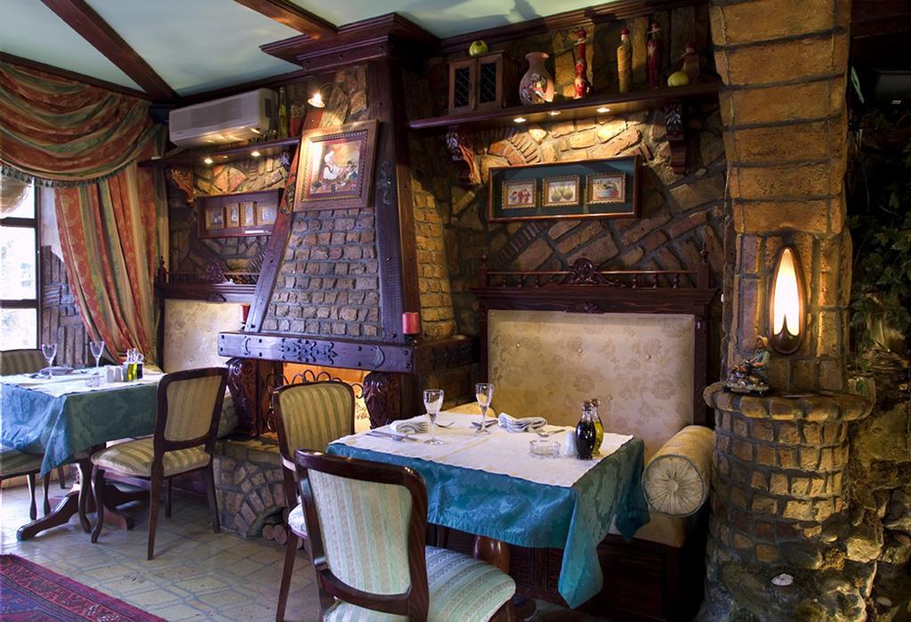 Vila Geppetto เบลเกรด ภายนอก รูปภาพ